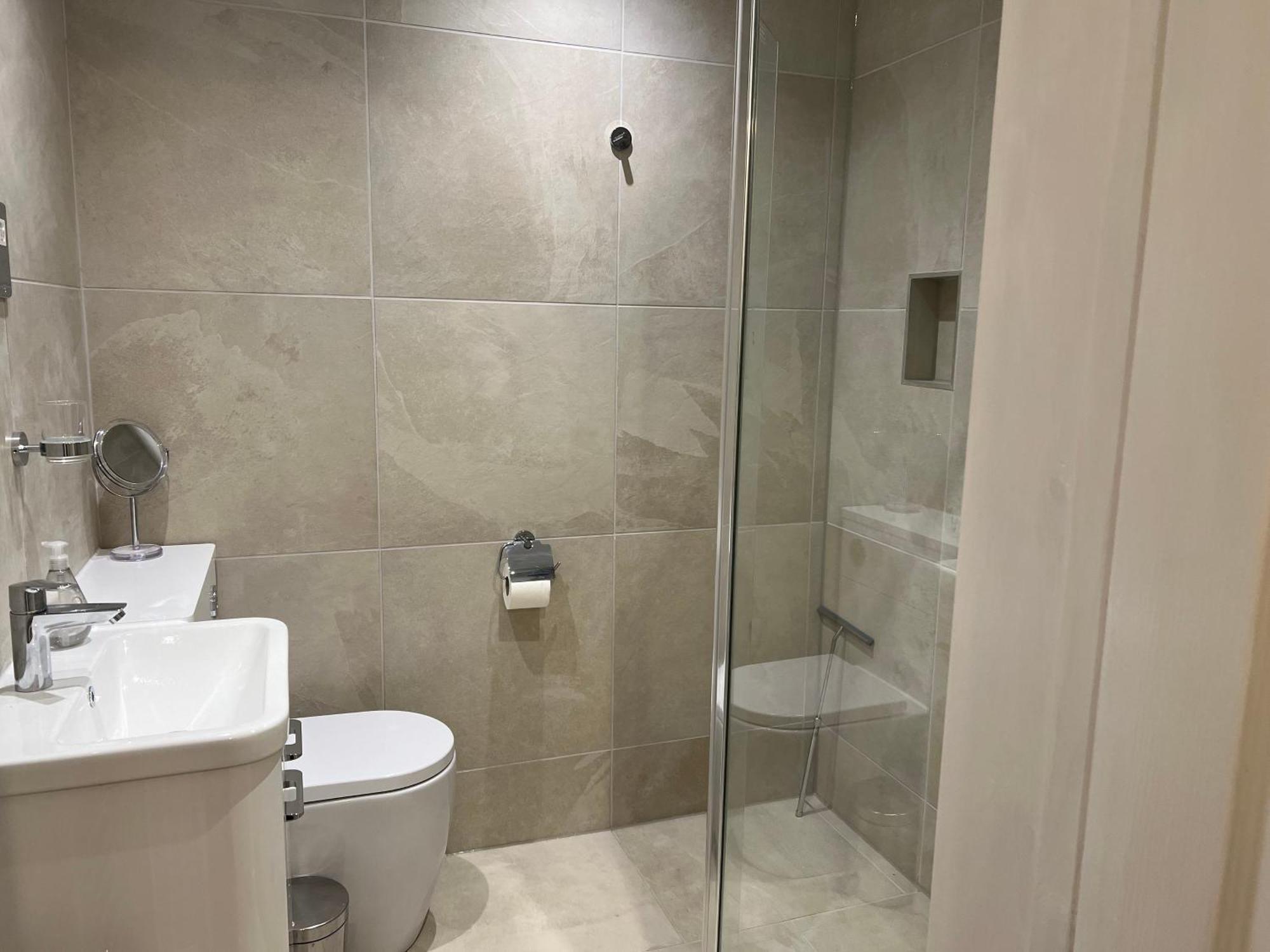 Keswick Ground Floor Apartment With Parking Экстерьер фото